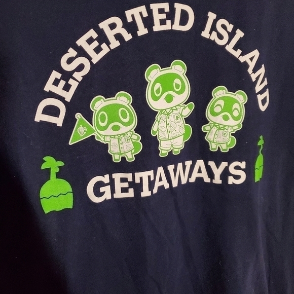 𝅺ANIMAL Crossing Tee Shirt - Picture 3 of 6